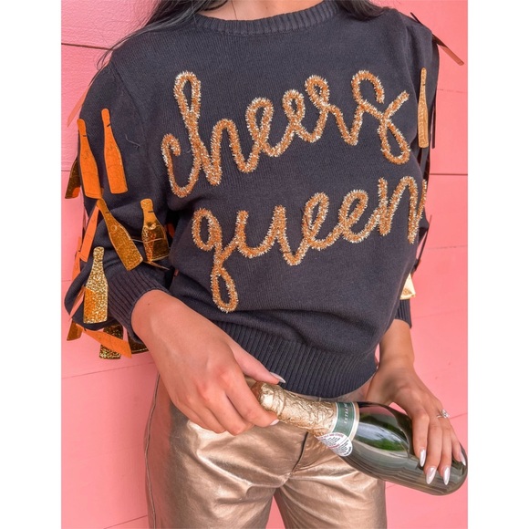 Queen of Sparkles | Cheers 🍾 Sweatshirt. - Picture 3 of 6